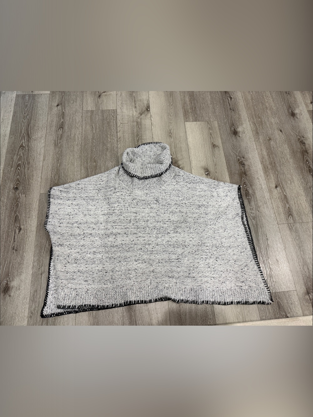 bishop + young Cream Speckled Turtleneck Sweater with Black Trim-Rare